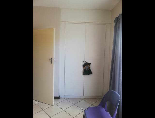 2 BEDROOM FLAT FOR SALE IN SUNNYRIDGE